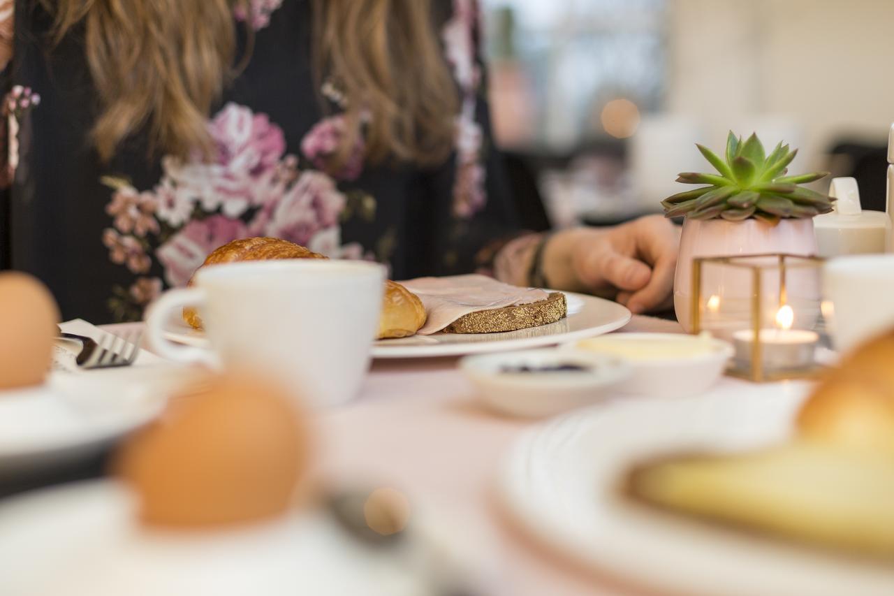 Hotel - Restaurant De 4 Jaargetijden Епен Екстериор снимка